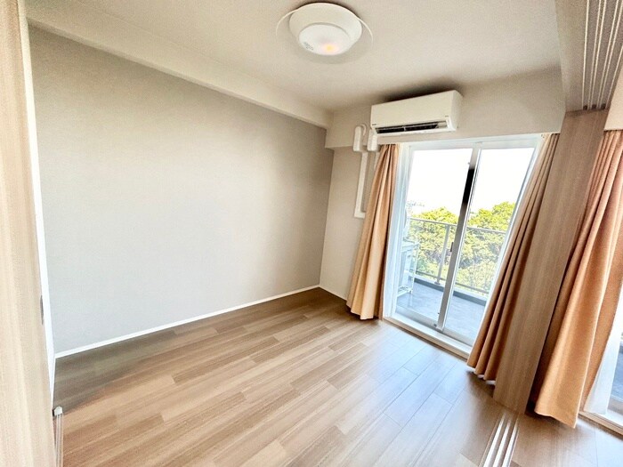 物件内観写真13　(居室)