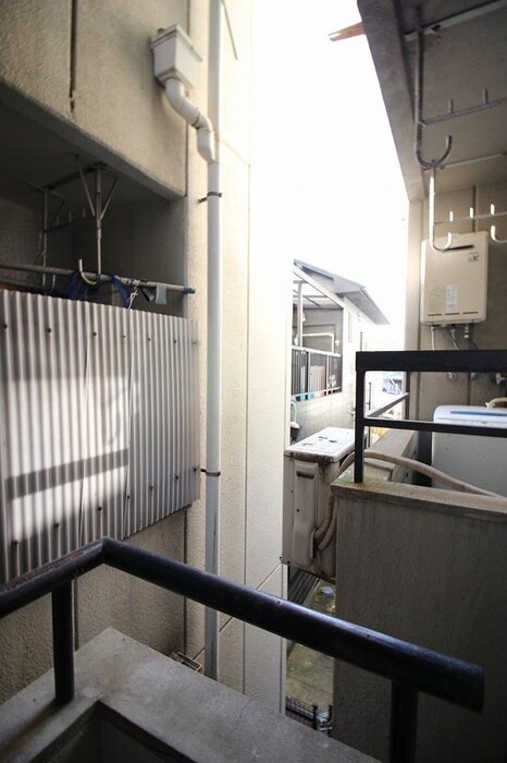 物件内観写真19　(室内からの展望)