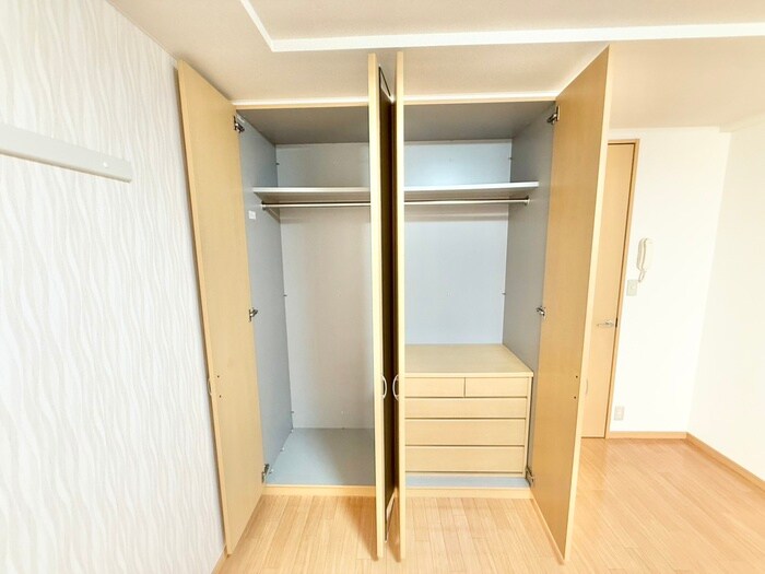 物件内観写真16　(収納)