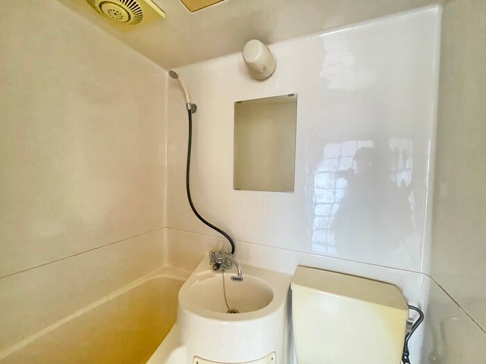 物件内観写真12　(洗面)