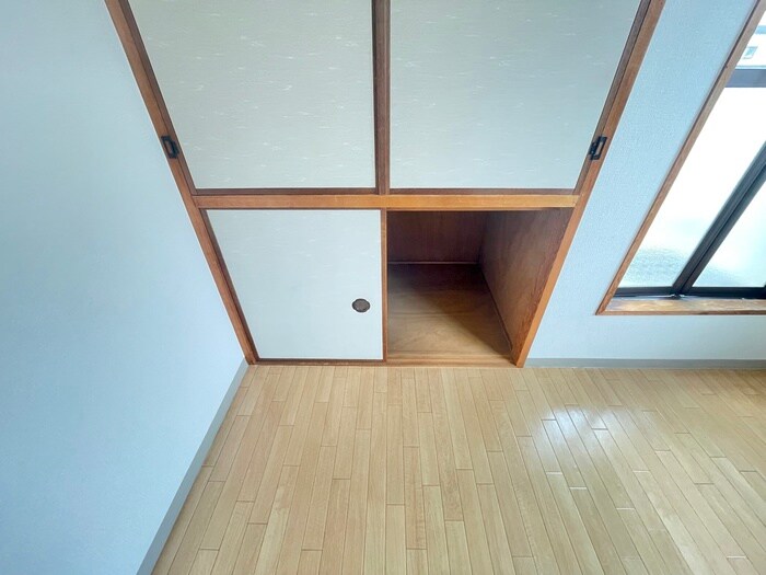 物件内観写真15　(収納)