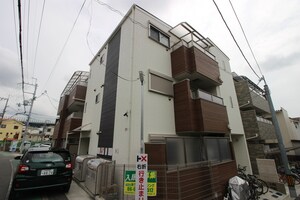 クリエオーレ門真南Ⅰ外観写真