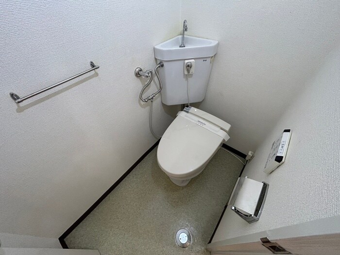 物件内観写真13　(トイレ)