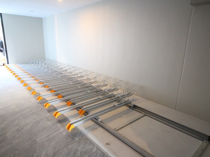 物件外観写真4　(駐輪場)