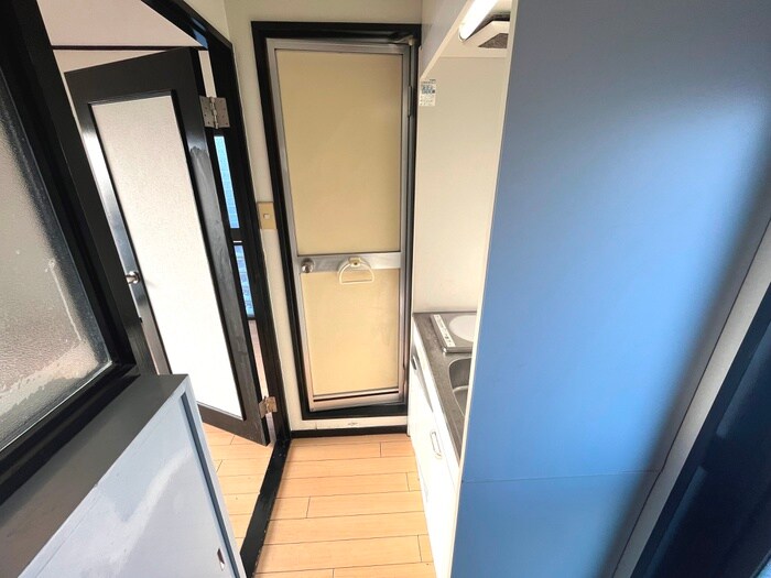 物件内観写真10　(廊下)