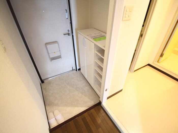 物件内観写真16　(靴箱)