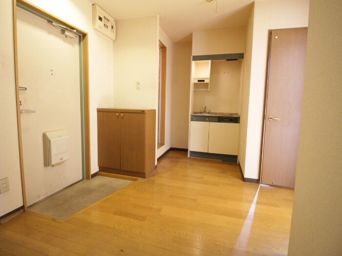 物件内観写真4　(居室)