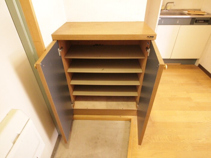 物件内観写真18　(靴箱)