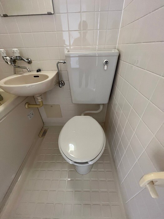 物件内観写真12　(トイレ)