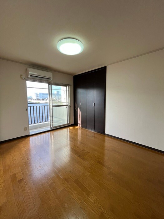 物件内観写真21　(居室)