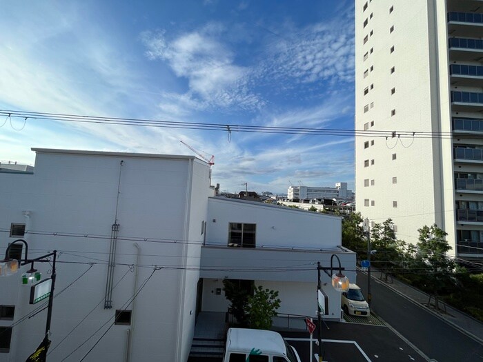 物件内観写真22　(室内からの展望)