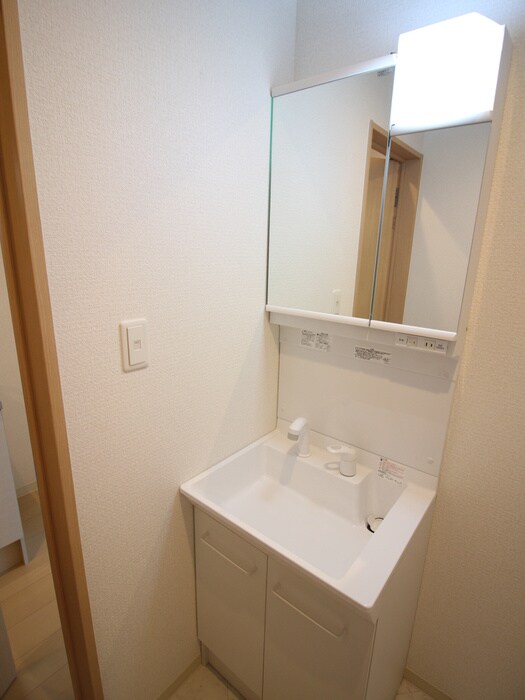 物件内観写真9　(洗面)