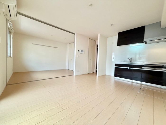 物件内観写真9　(居室)