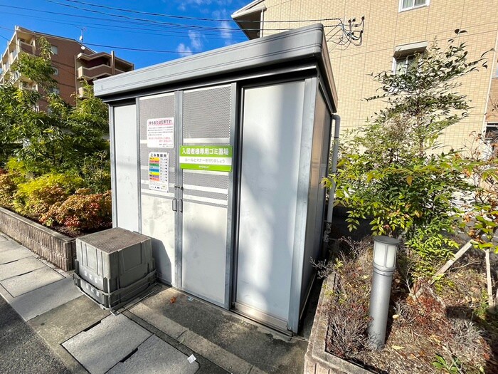 物件外観写真4　(建物設備)