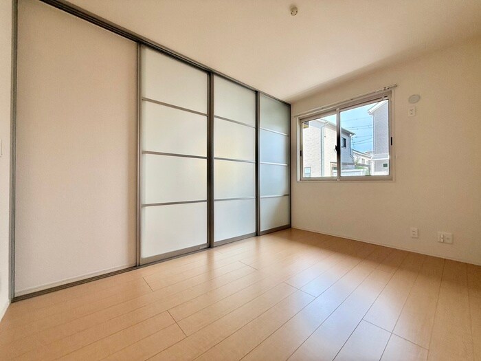 物件内観写真10　(居室)