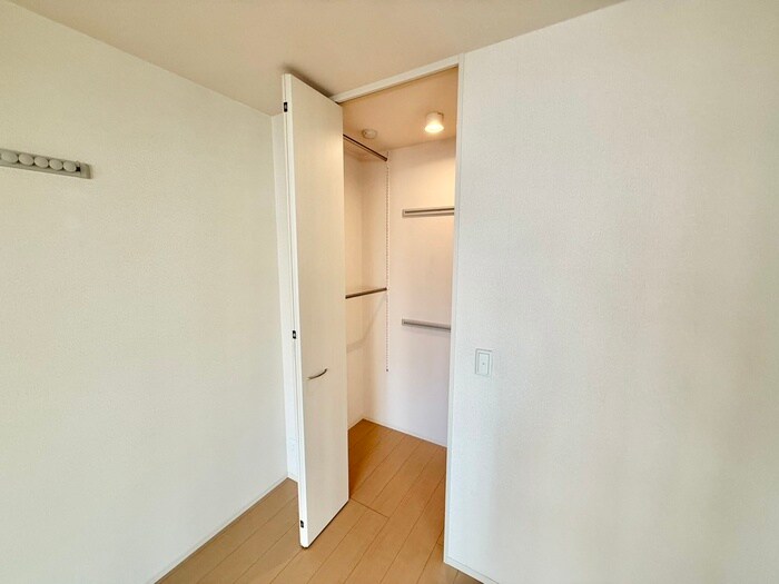 物件内観写真11　(収納)