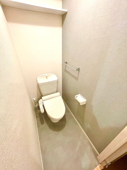 物件内観写真12　(トイレ)