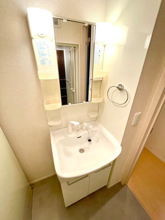 物件内観写真13　(洗面)