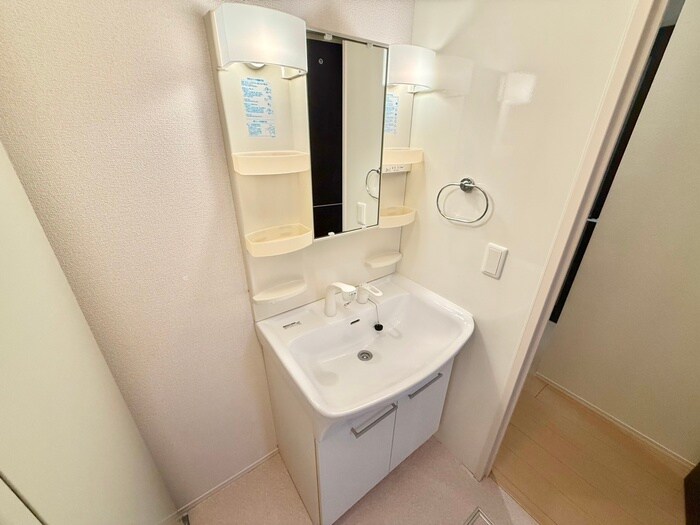 物件内観写真15　(洗面)