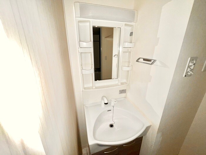 物件内観写真15　(洗面)