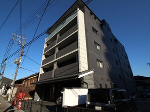 Nプラスaya外観写真