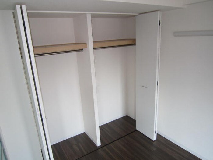 物件内観写真13　(収納)