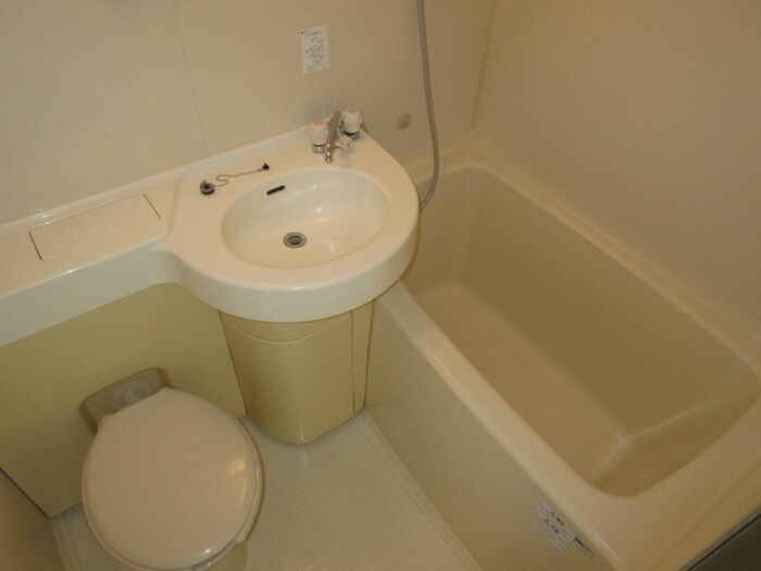 物件内観写真8　(バス／シャワールーム等)