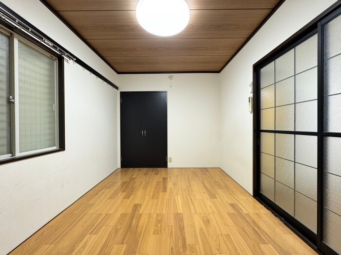 物件内観写真11　(居室)