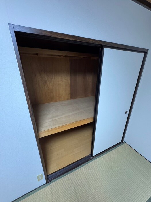 物件内観写真15　(収納)
