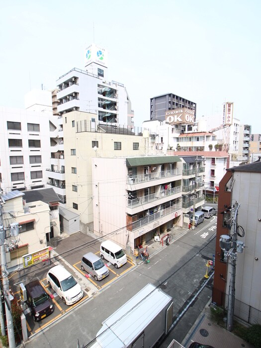 物件内観写真16　(室内からの展望)