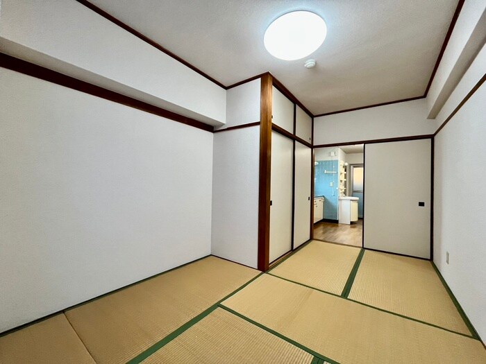 物件内観写真4　(居室)