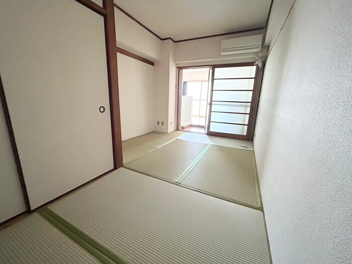 物件内観写真9　(居室)