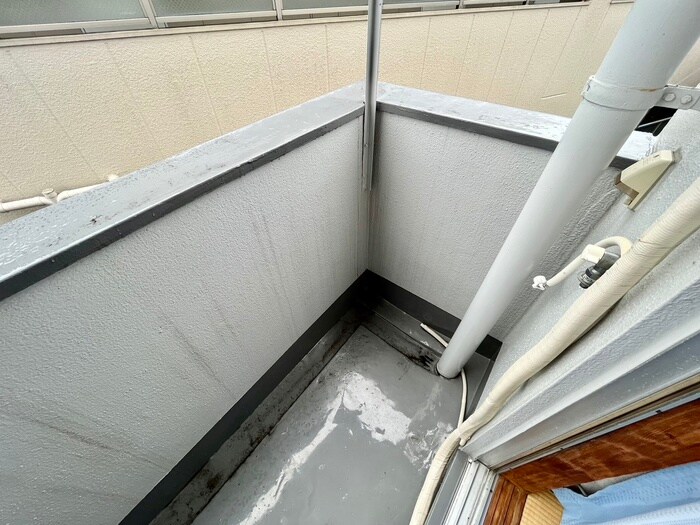 物件内観写真14　(洗濯機置場)