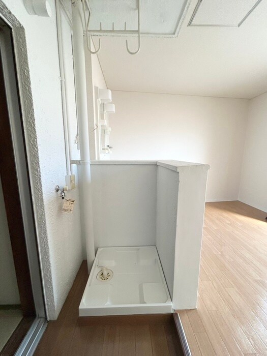 アサヒマンションの洗濯機置場