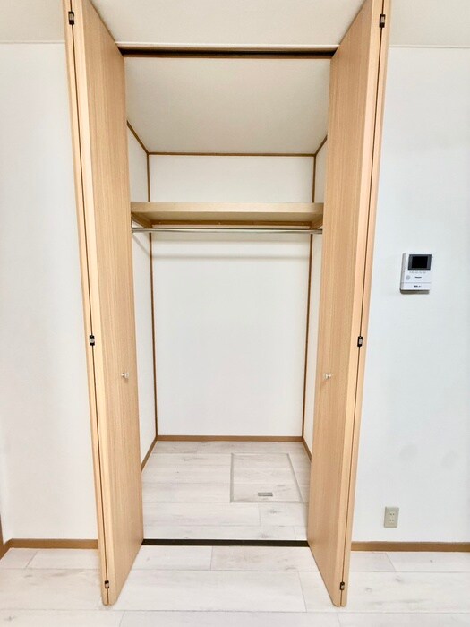 物件内観写真16　(収納)