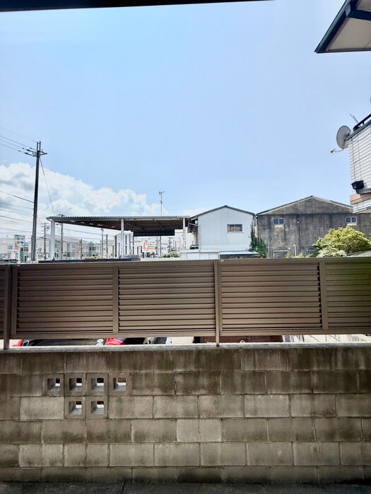 物件内観写真21　(室内からの展望)