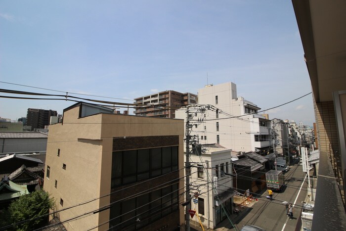 物件内観写真16　(室内からの展望)