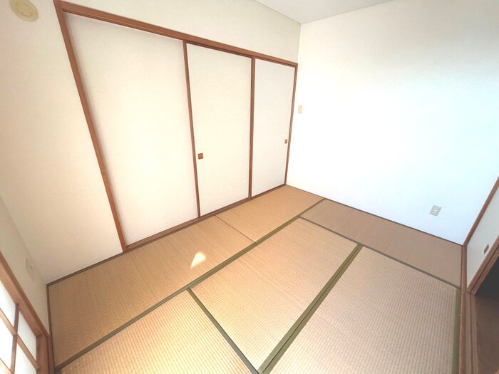 物件内観写真8　(居室)