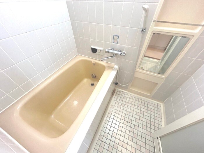 物件内観写真12　(バス／シャワールーム等)