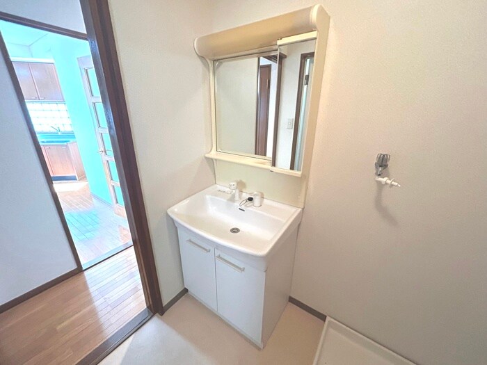 物件内観写真13　(洗面)