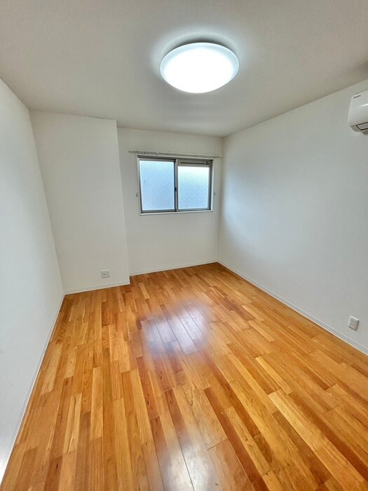 物件内観写真12　(居室)