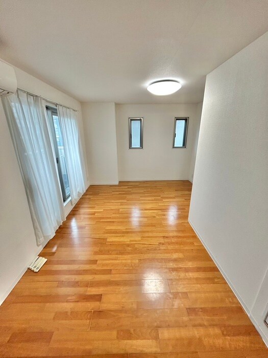 物件内観写真14　(居室)