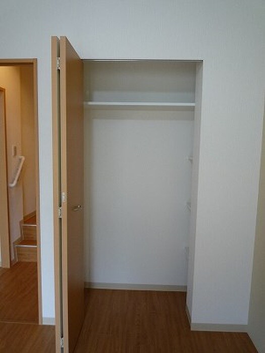 物件内観写真9　(収納)
