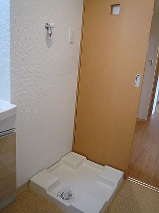 物件内観写真19　(洗濯機置場)