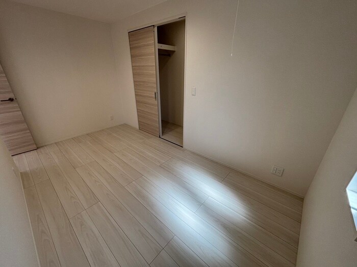 物件内観写真10　(居室)