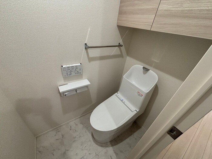 物件内観写真15　(トイレ)