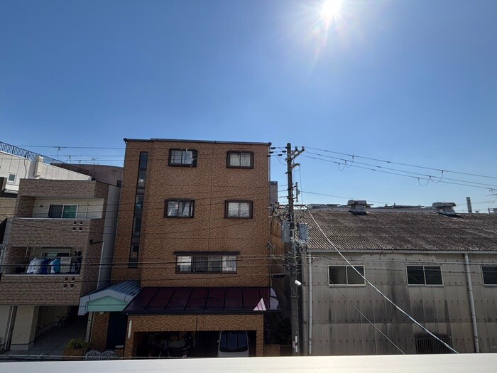 物件内観写真22　(室内からの展望)