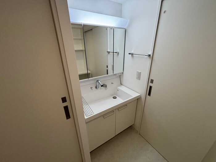 物件内観写真14　(洗面)