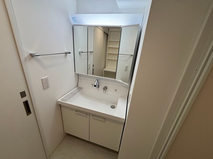 物件内観写真14　(洗面)