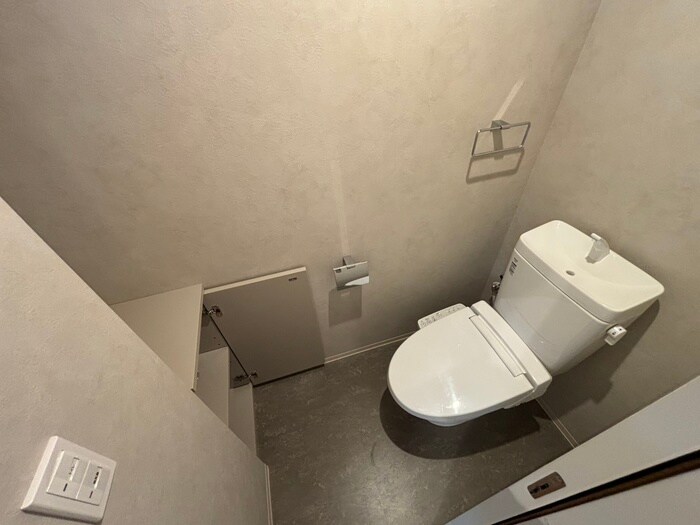 物件内観写真16　(トイレ)